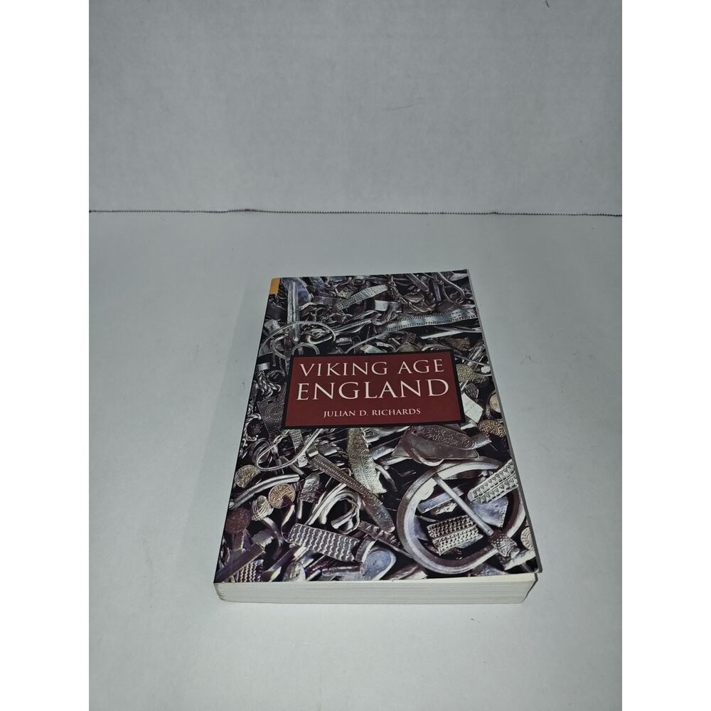 Viking Age England By Julian D. Richards Vintage Paperback Book 2004 Tempus